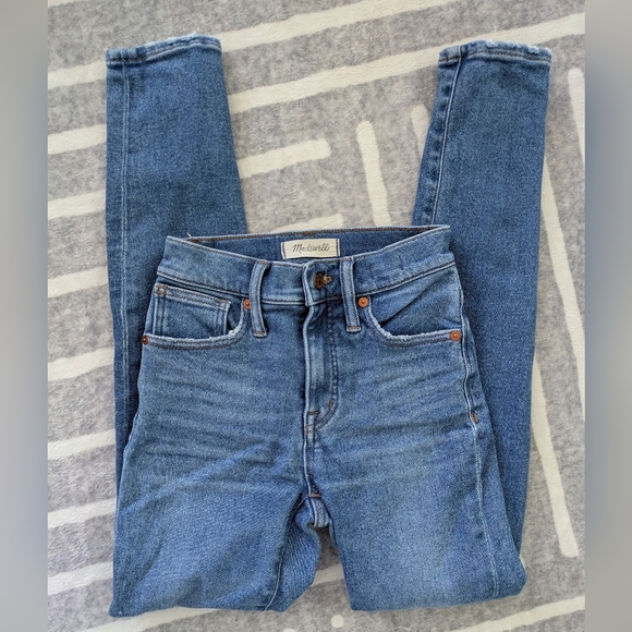 Madewell Denim - Madewell 9 Inch High Rise Denim Skinny Jeans 23